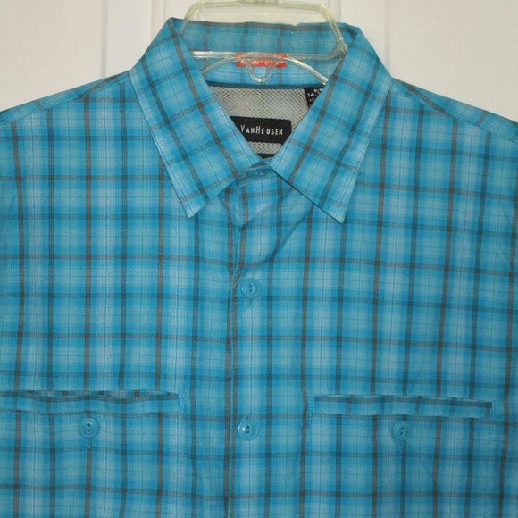 Van Heusen Traveler Mens S/S Aqua Blue Plaid Casual Shirt - Size Small - Picture 1 of 2